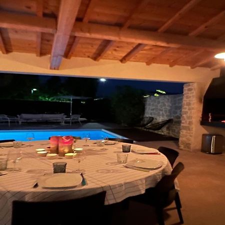 Modern Villa With Private Pool In Malauc N Malaucène Buitenkant foto